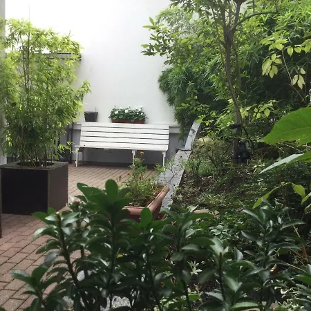 Charlotte Apartment Dusseldorf